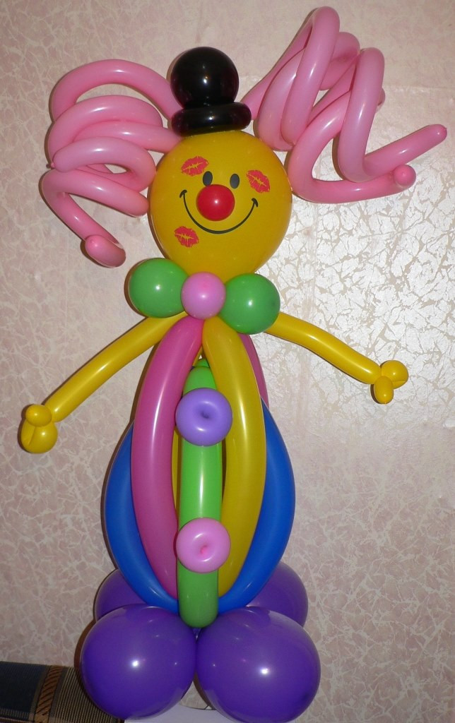 Фигура из шаров Клоун в ярком