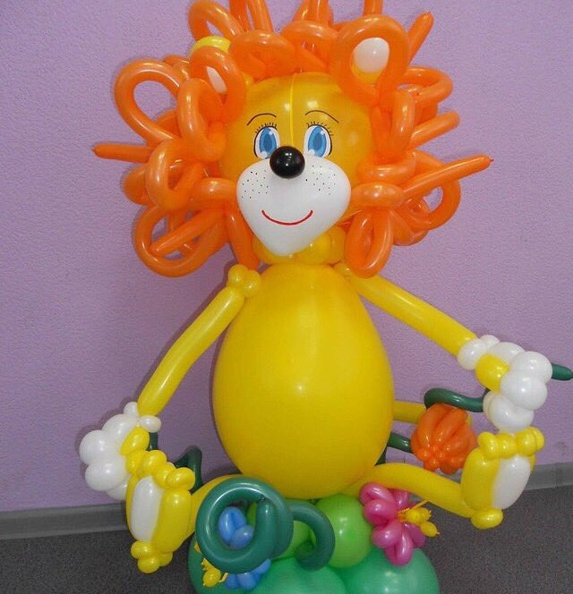 Фигура из шаров Левушка