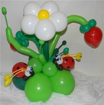 Фигура из шаров Земляничка