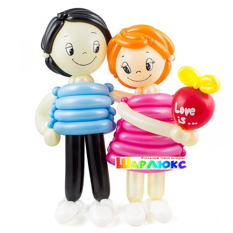 Фигура из шаров Love is