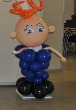 Фигура из шаров Мальчик и девочка