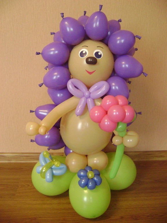 Фигура из шаров Ежик с сердечком