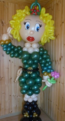 Фигура из шаров Симпатичная коллега